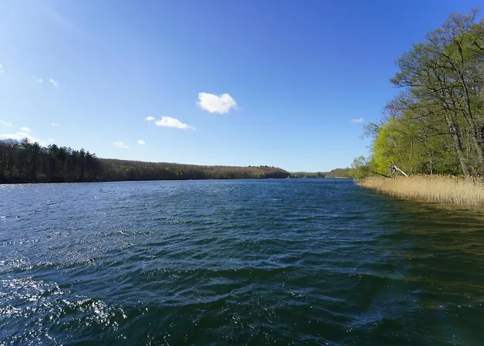 Lesny Zakatek 1 Nad Jeziorem Дом отдыха Goscino